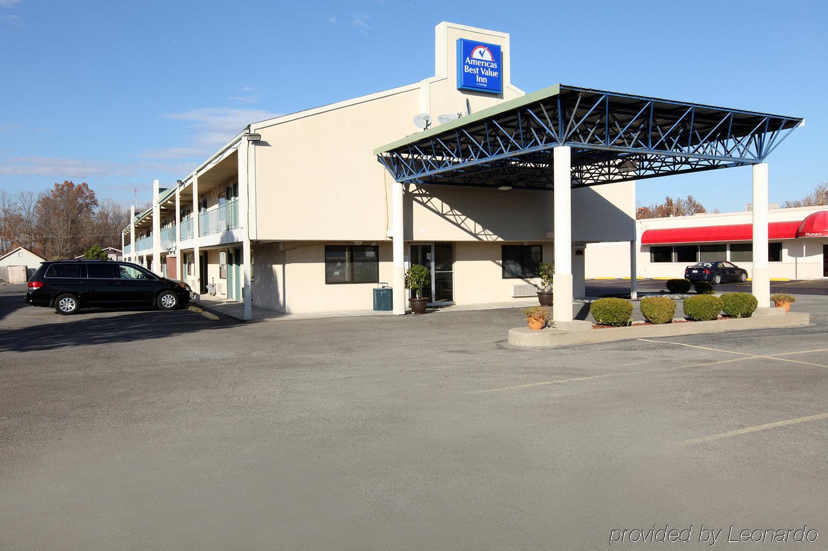 Americas Best Value Inn And Suites カーボンデール エクステリア 写真